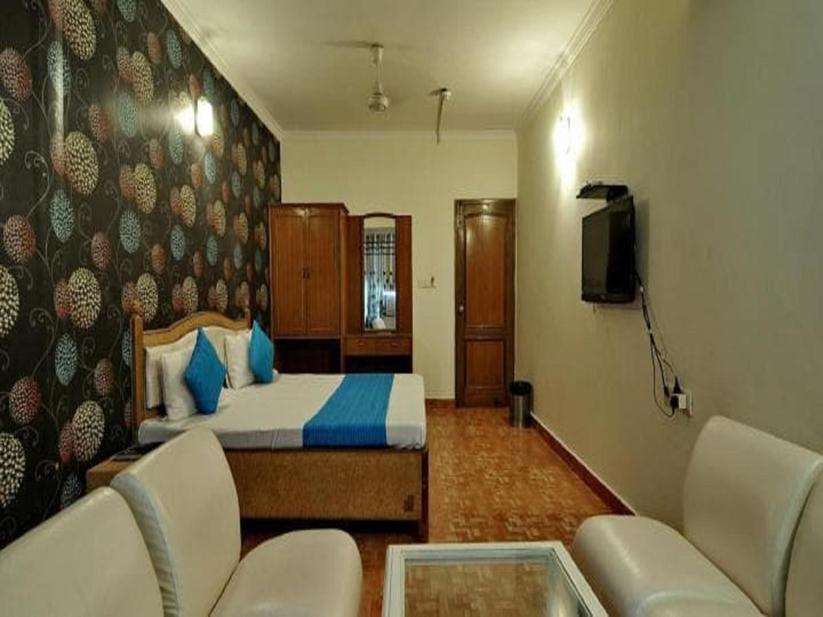 Hotel Haryana Chandīgarh Exterior foto